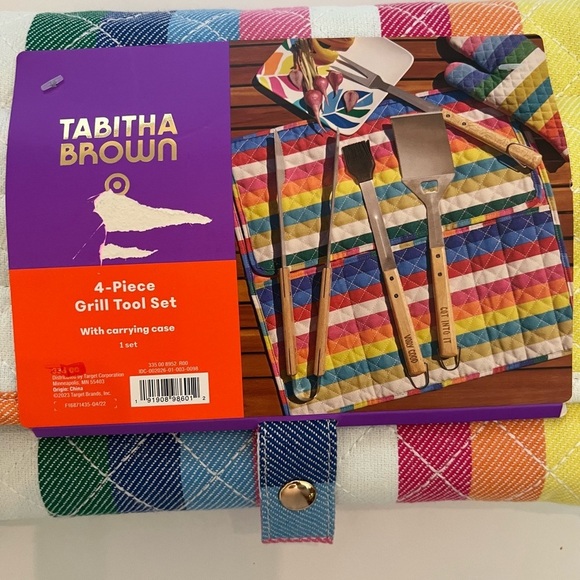 NWT tabitha brown 4 piece grilling set - Picture 3 of 6